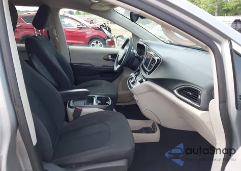 2018 Chrysler Pacifica Touring Plus z USA, uszkodzony, nr VIN 2C4RC1FG9JR104549